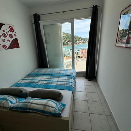 Marina Apartmani Tisno Murter ภายนอก รูปภาพ