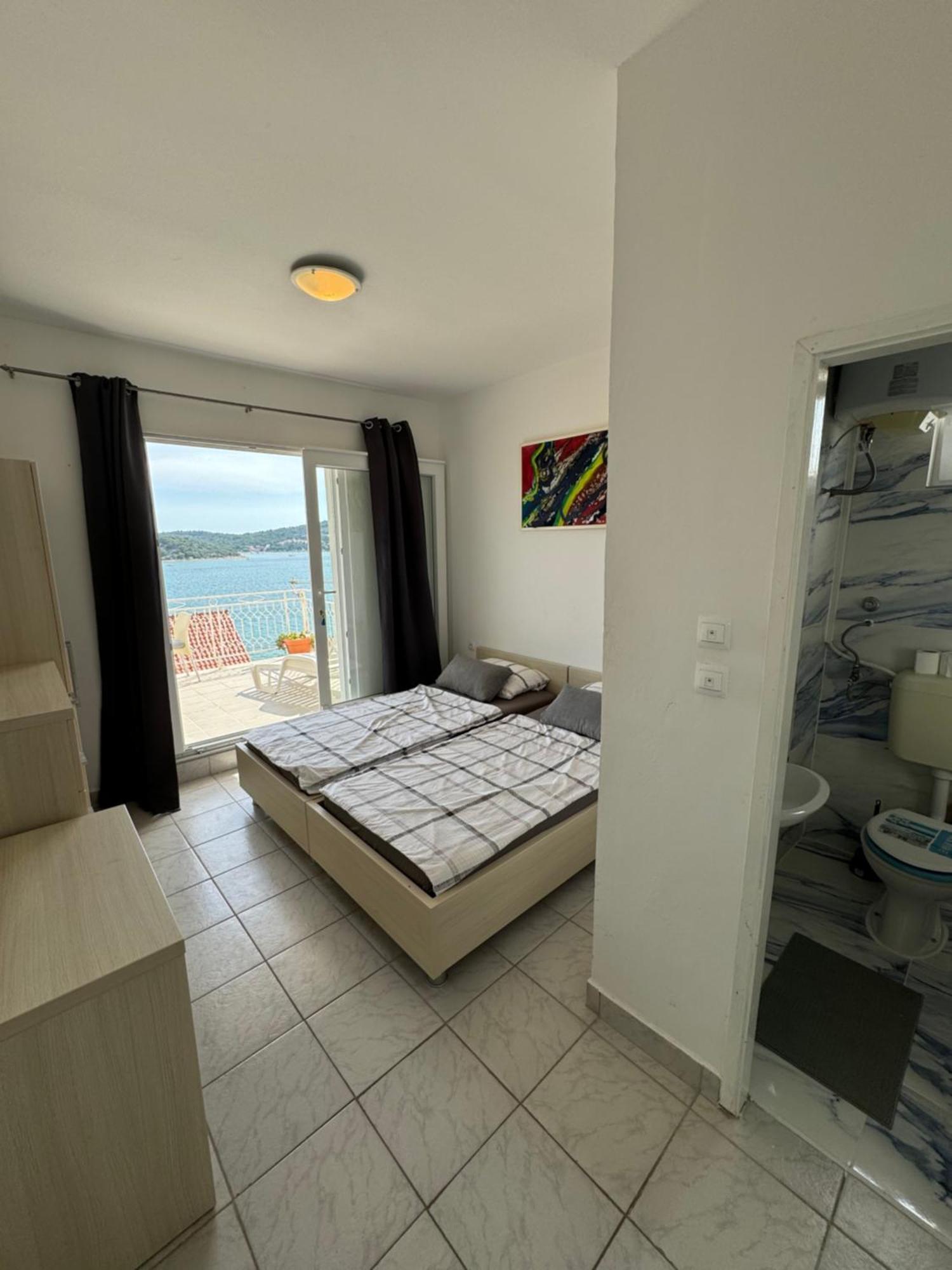 Marina Apartmani Tisno Murter ภายนอก รูปภาพ